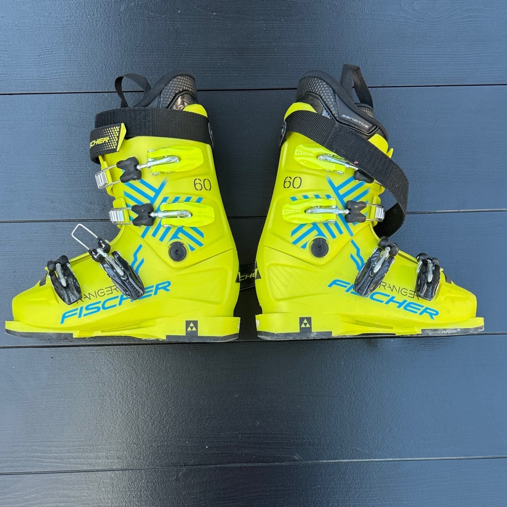 Fischer Ranger 60- High Performance/Technical  Ski Boots